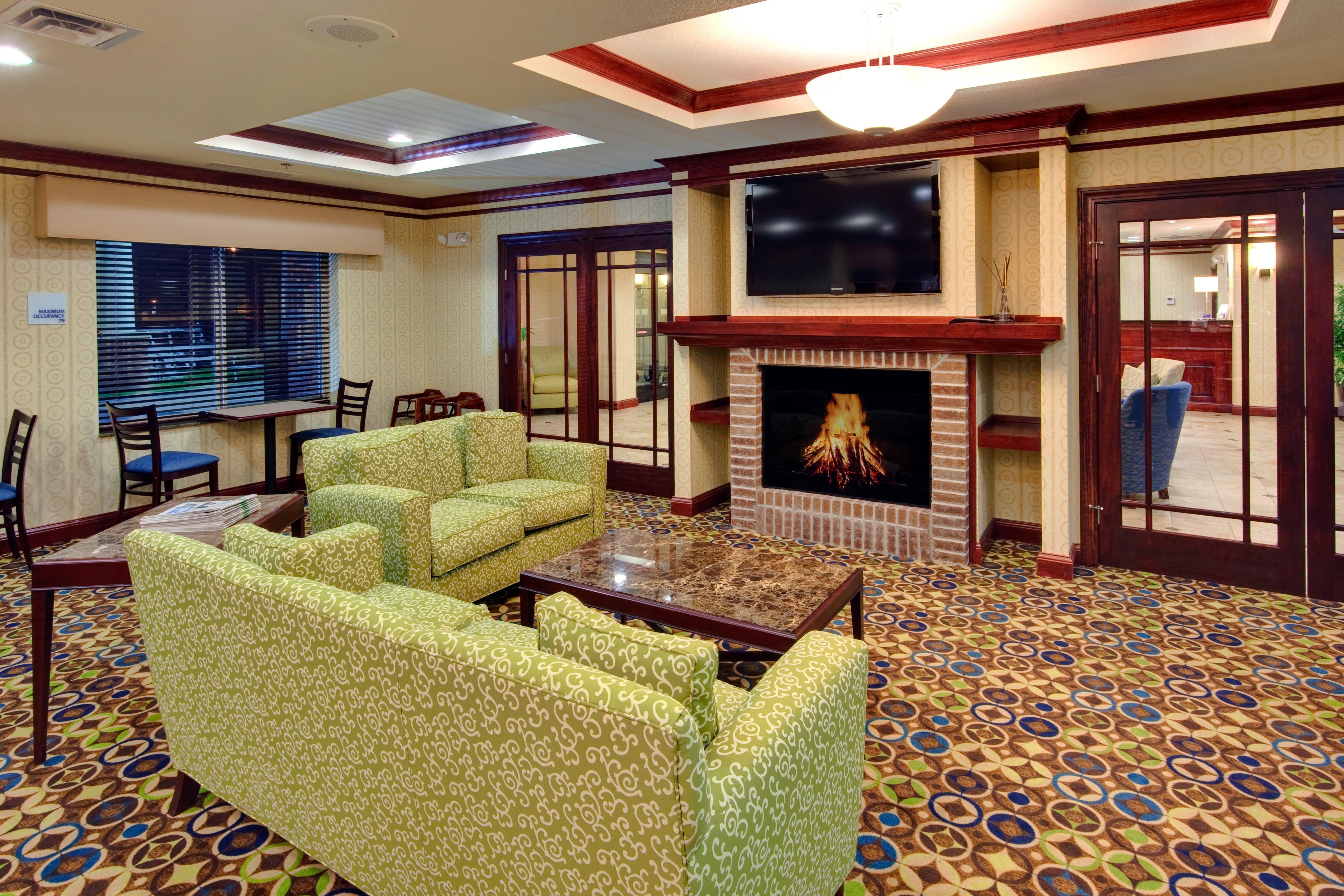 Holiday Inn Express & Suites Dewitt - Syracuse By Ihg East Syracuse Exterior photo